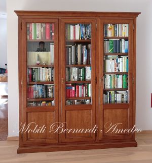 Libreria classica da studio o soggiorno in legno di noce con 3 ante